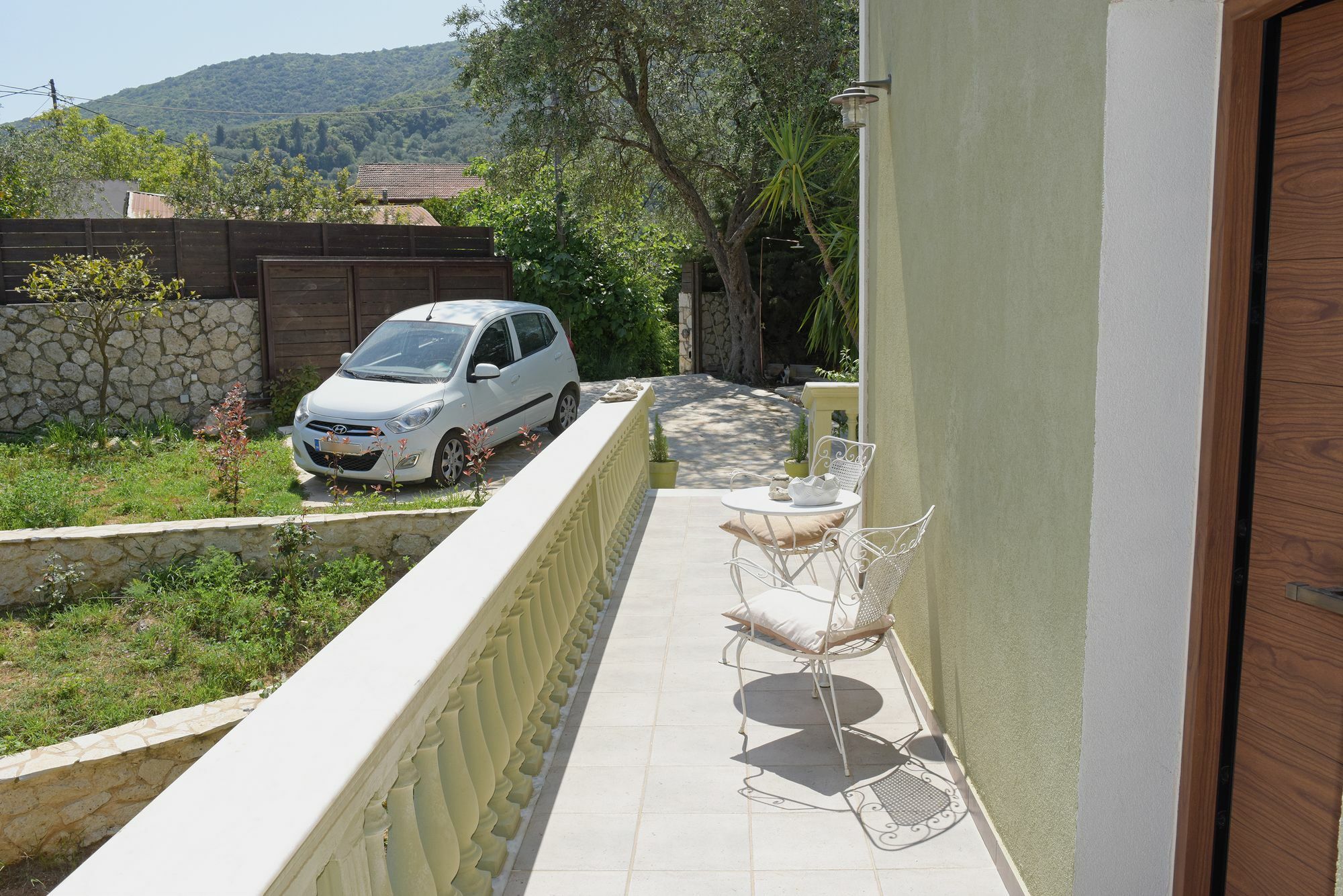 Mavres Luxury Studio Agios Matthaios  Luaran gambar